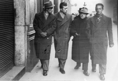 Stefano Tuscano com amici Milano via Dante 20 gennaio 1942-1